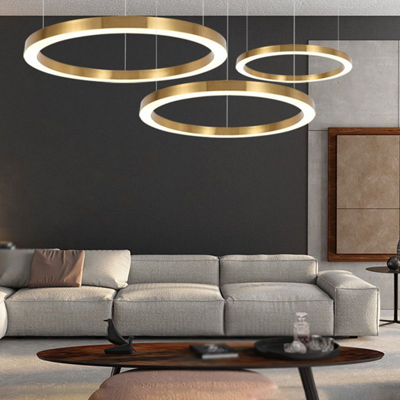 Arisha Suspension Anneau Moderne, Métal/Acrylique, Dorée, Salon