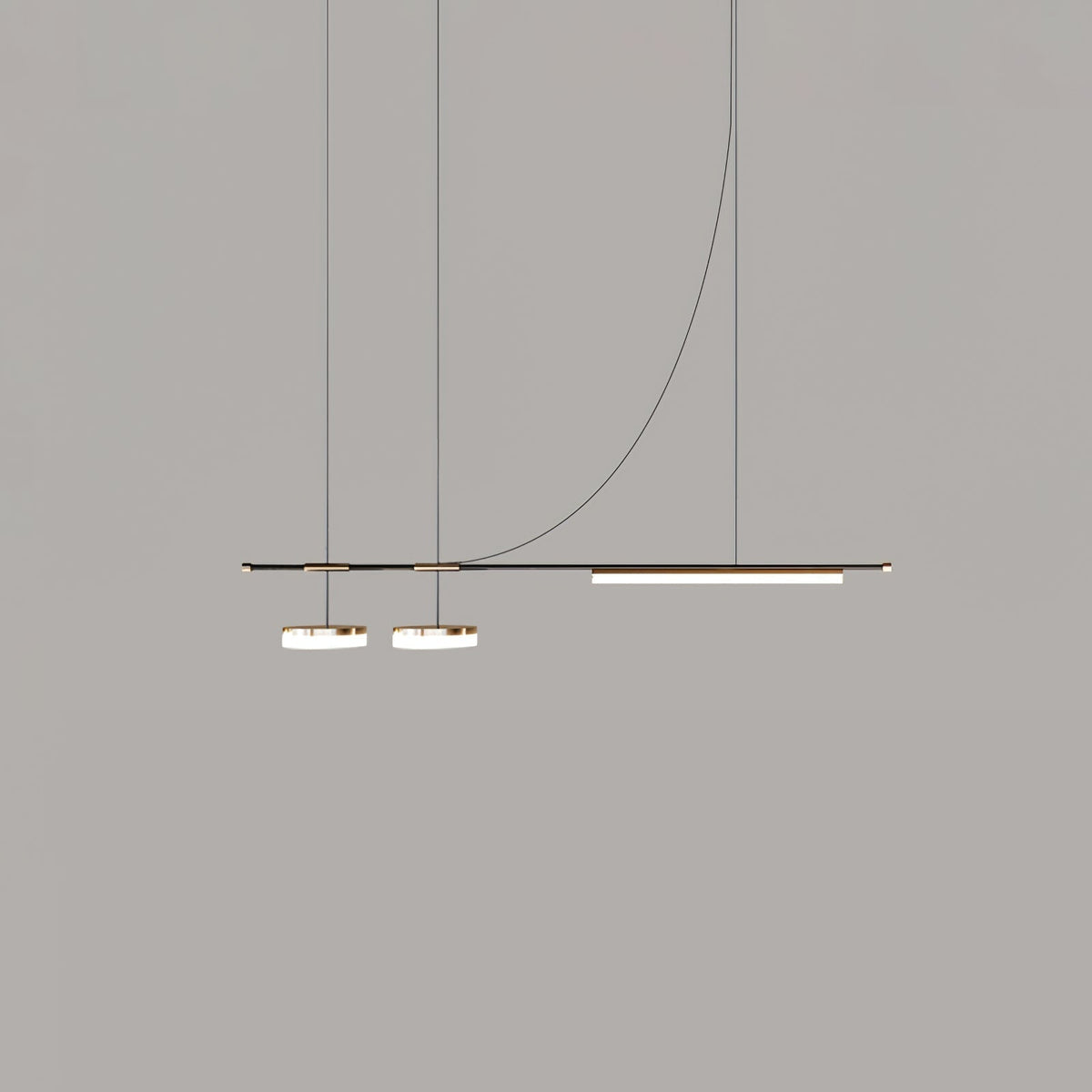 Della Suspension Linéaire Moderne