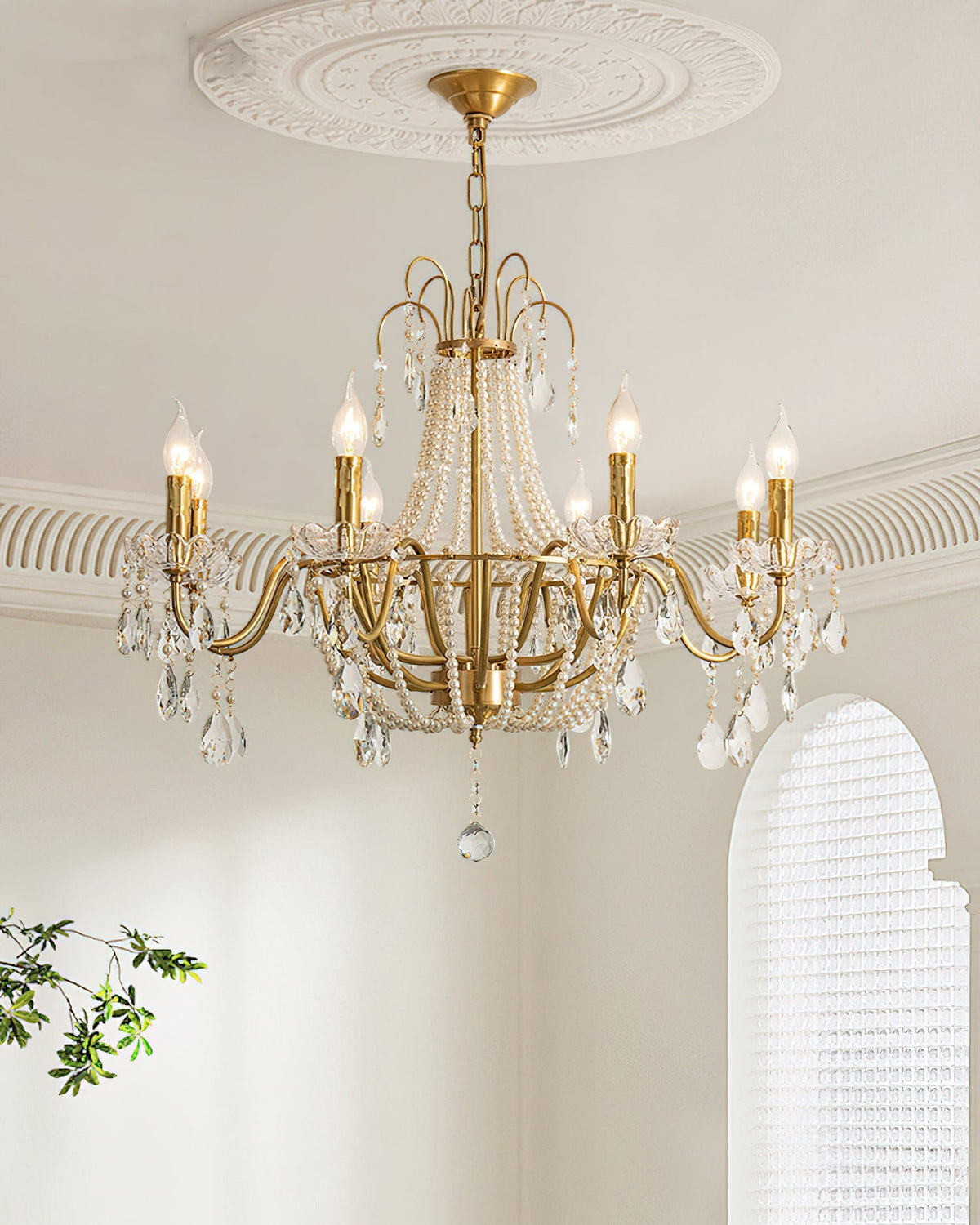 Close-up detail of the premium crystals on the Arcadia Chandelier.