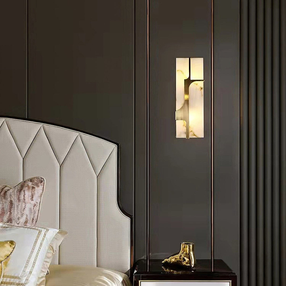 Ariel Wall Lamp Alabaster & Brass Elegance-Neutral Decor