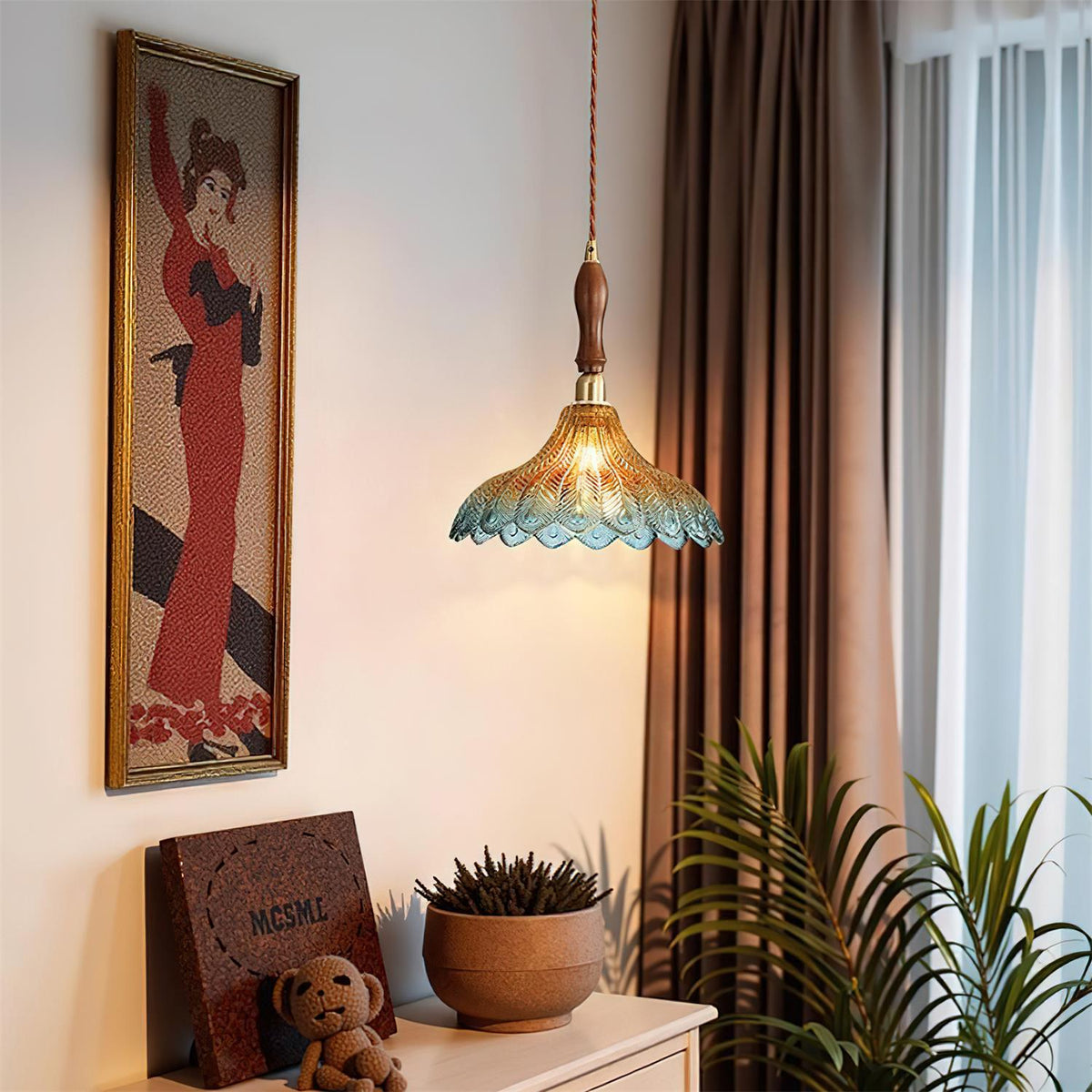 Mirinena Jewel Suspension