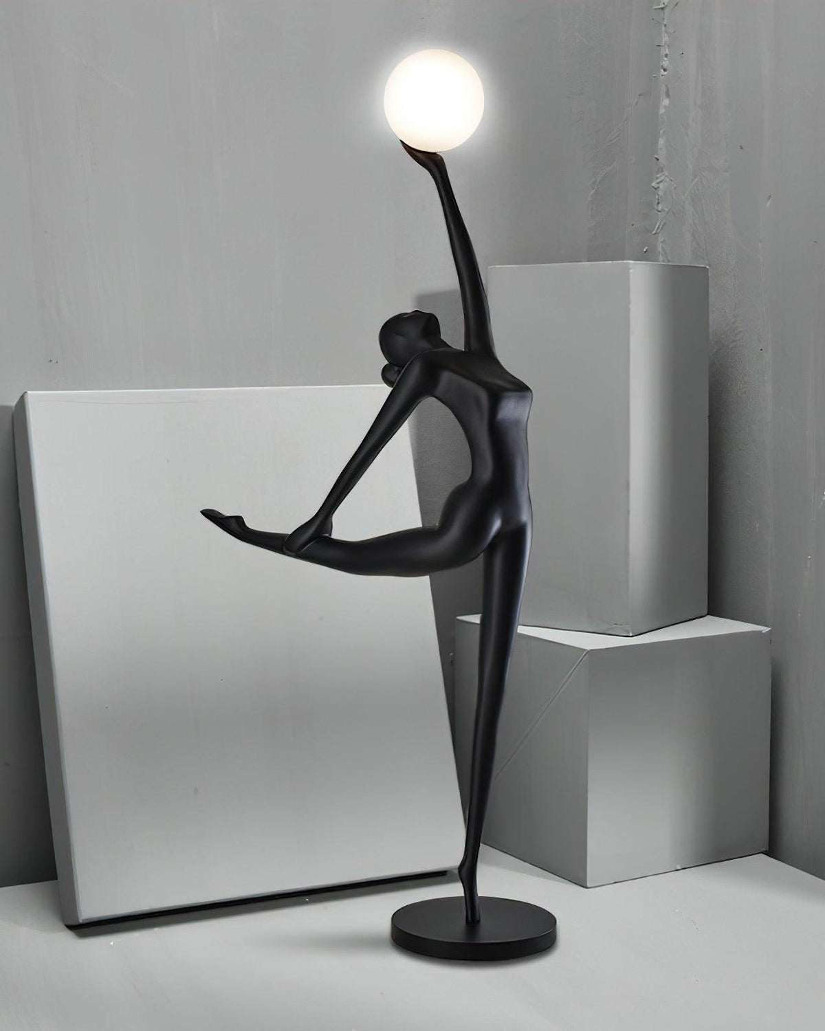 Ballerina Lampadaire