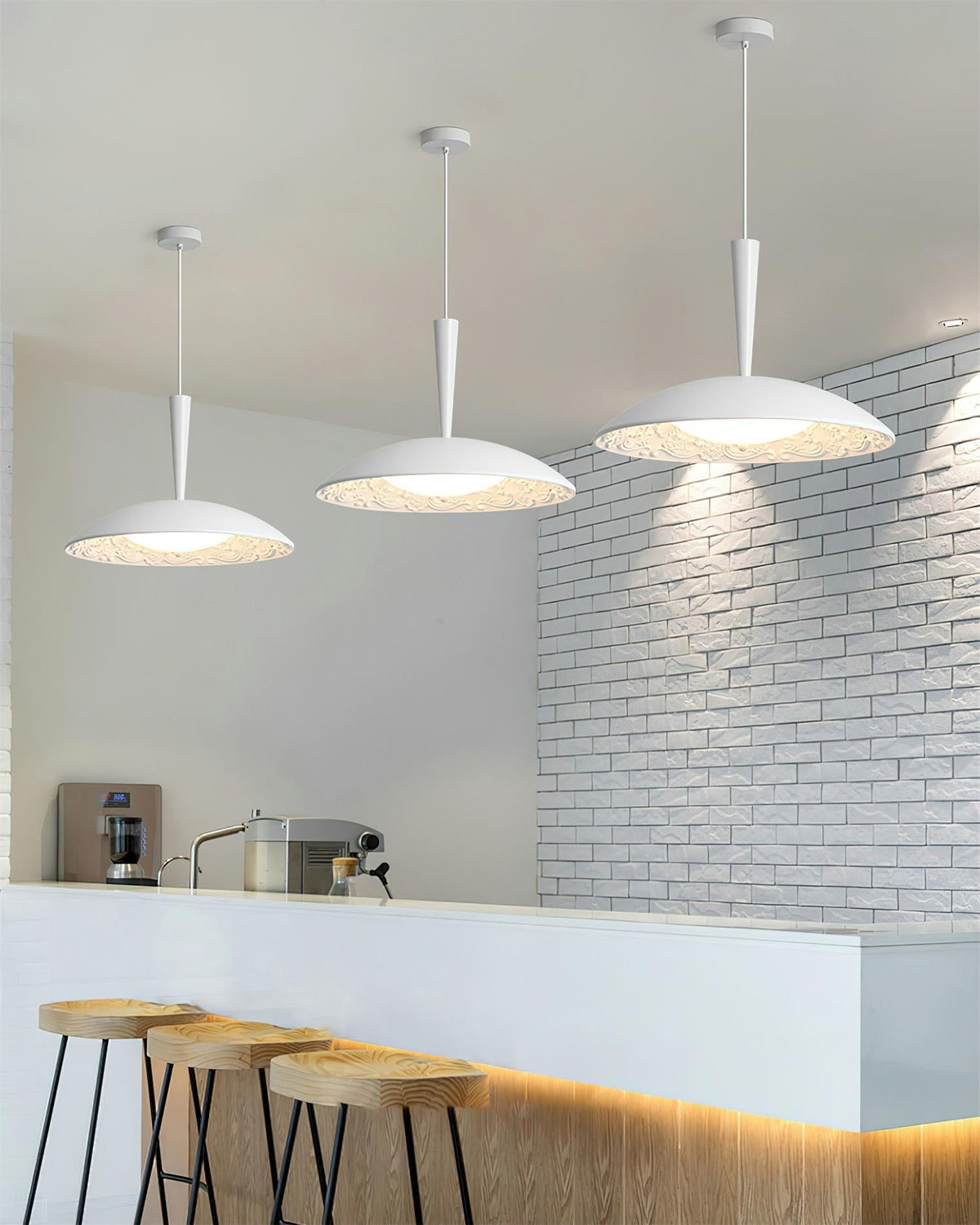 Riveenne Suspension