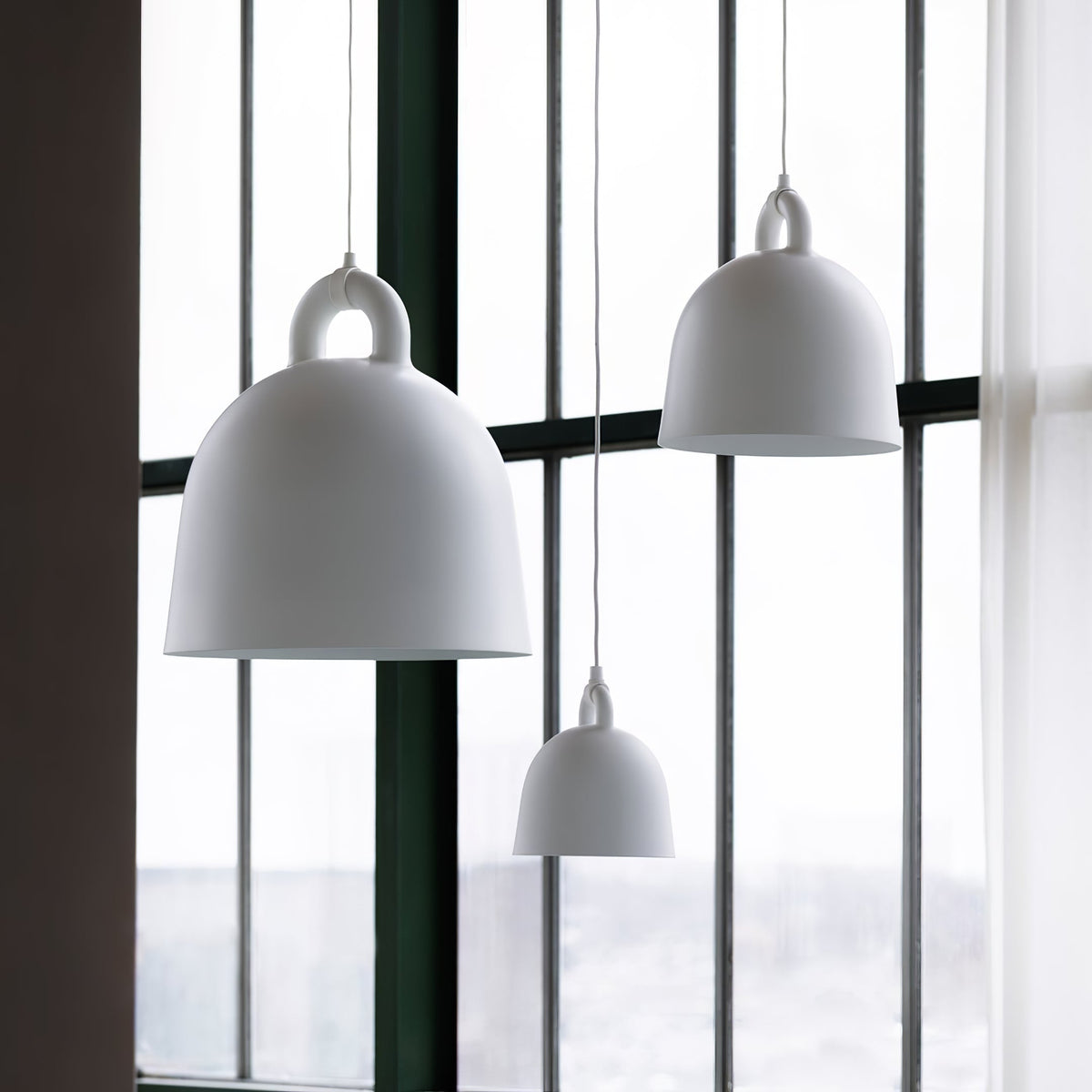 Astria Suspension Minimaliste en Résine