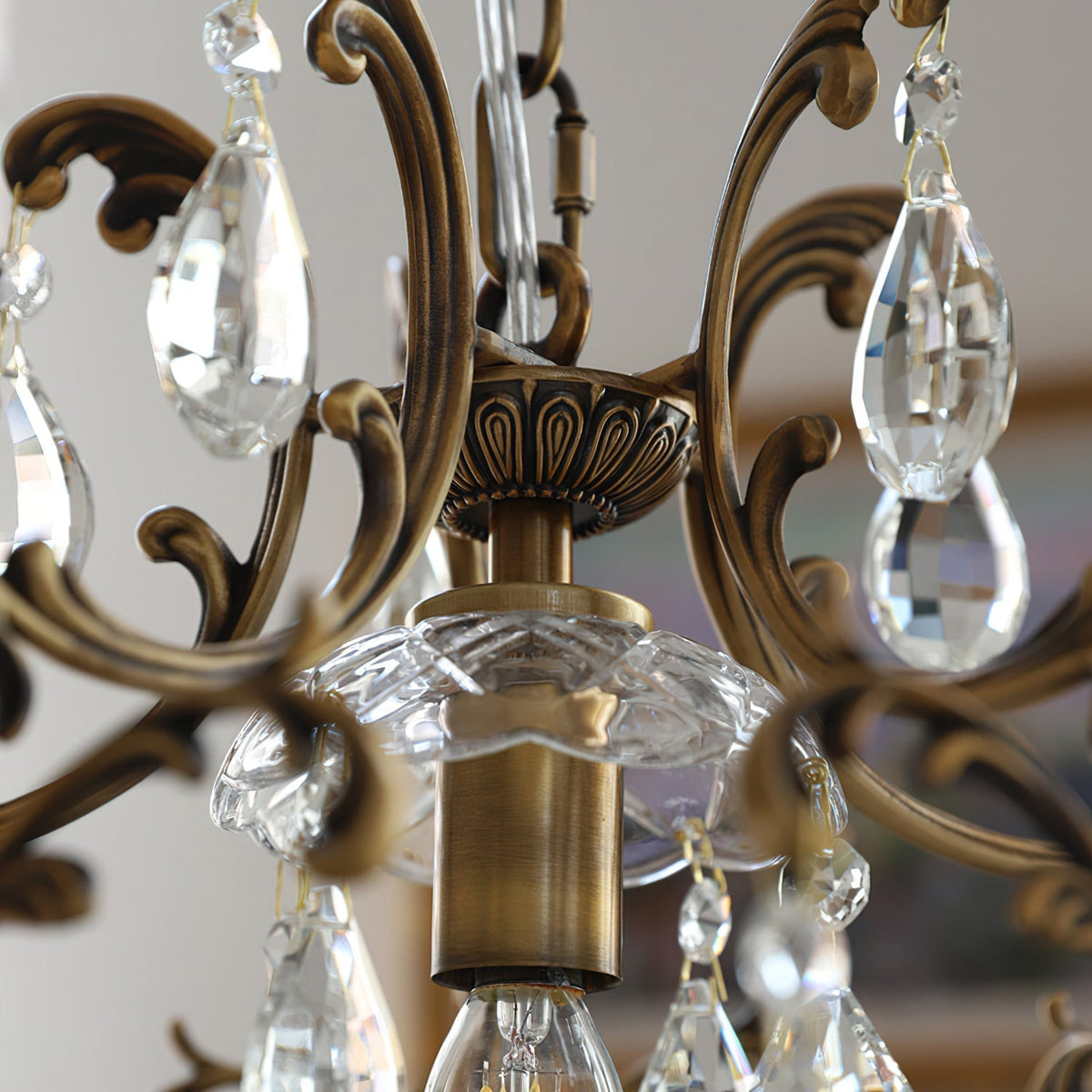 The bronze finish option of the birdcage pendant light.