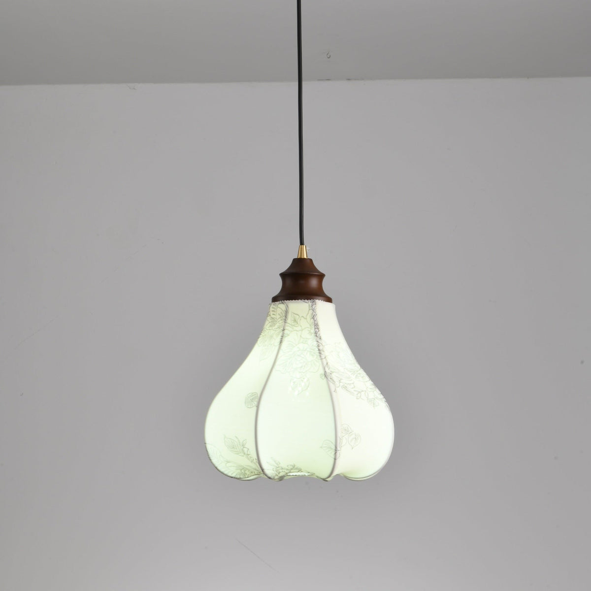 Gavanne Suspension Vintage