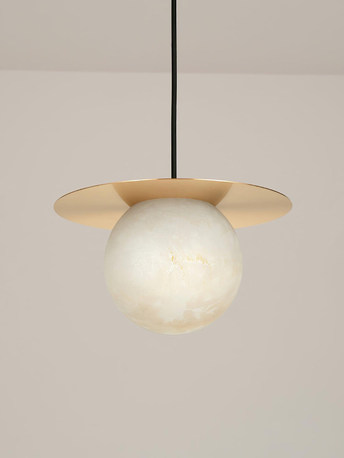 Nyvelyra Suspension Sphérique en Albâtre