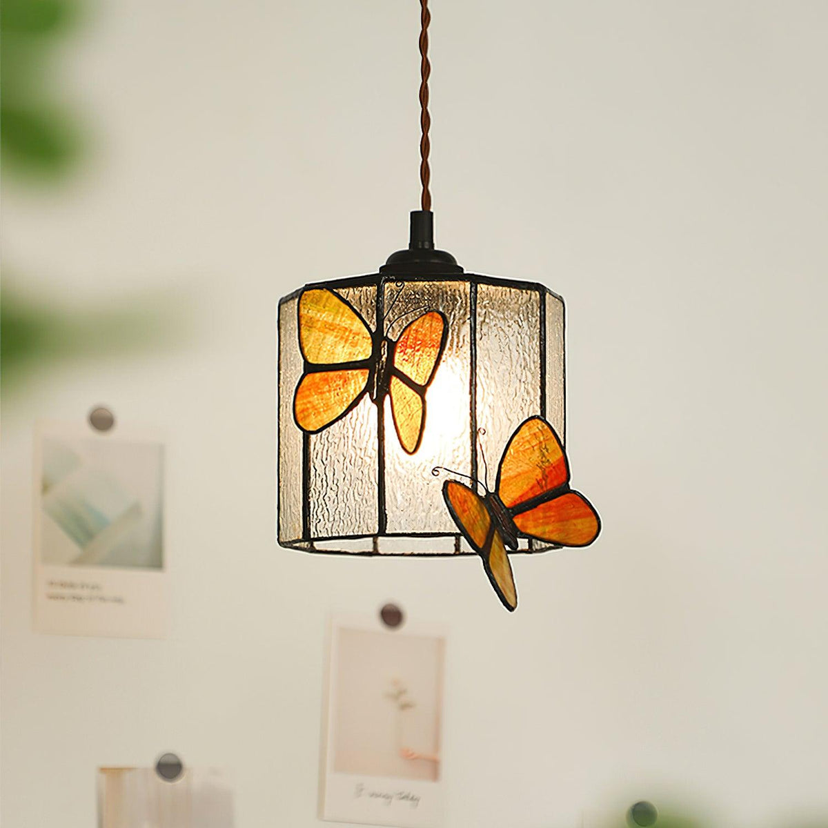 Briandy Tiffany Pendant Light Glass-Neutral Decor