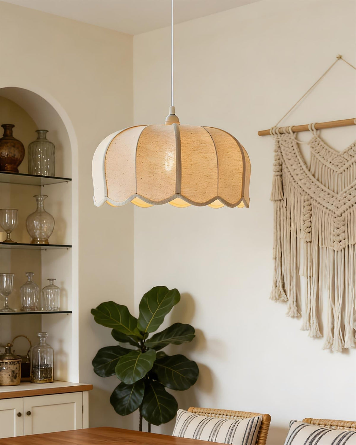 Lysette Suspension