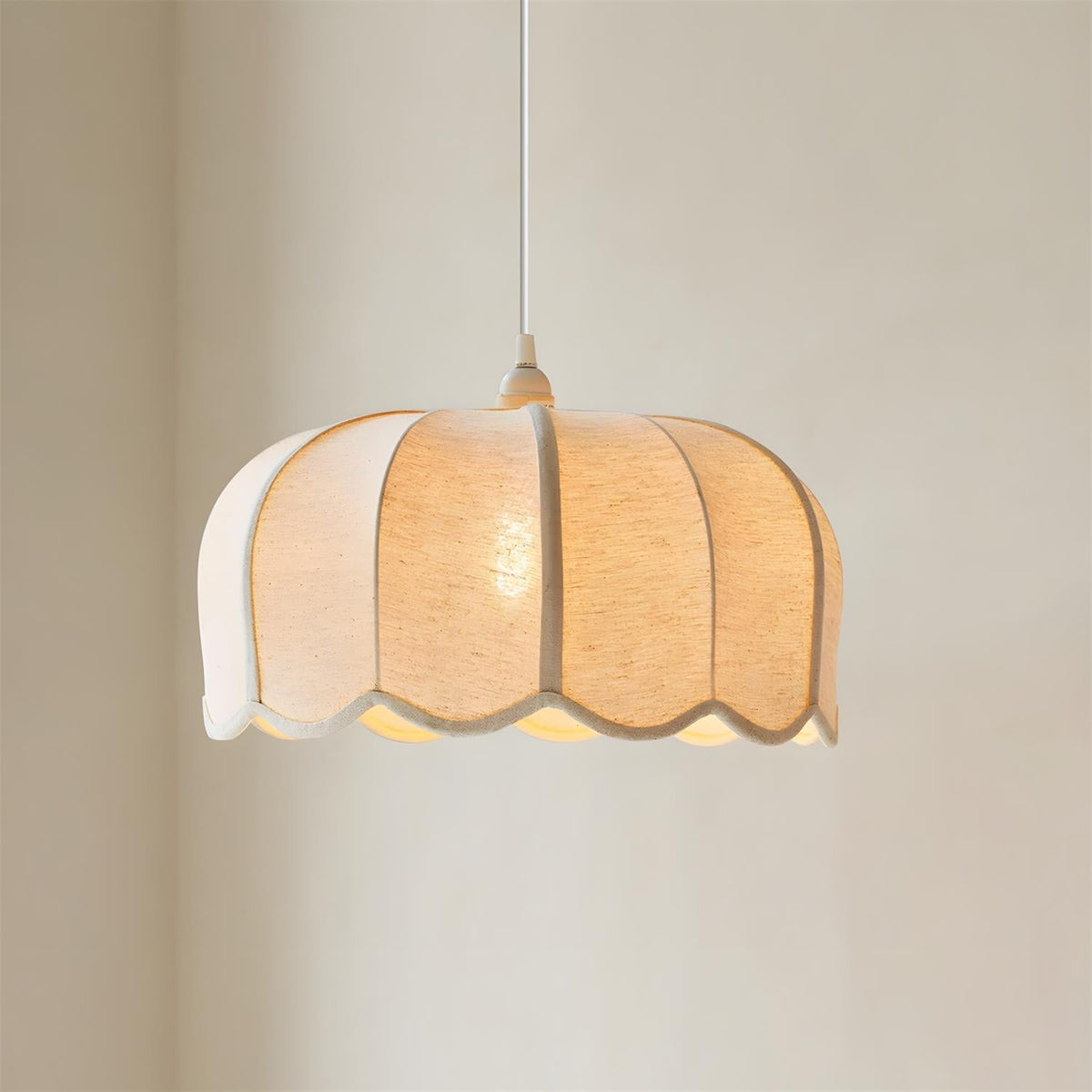 Lysette Suspension