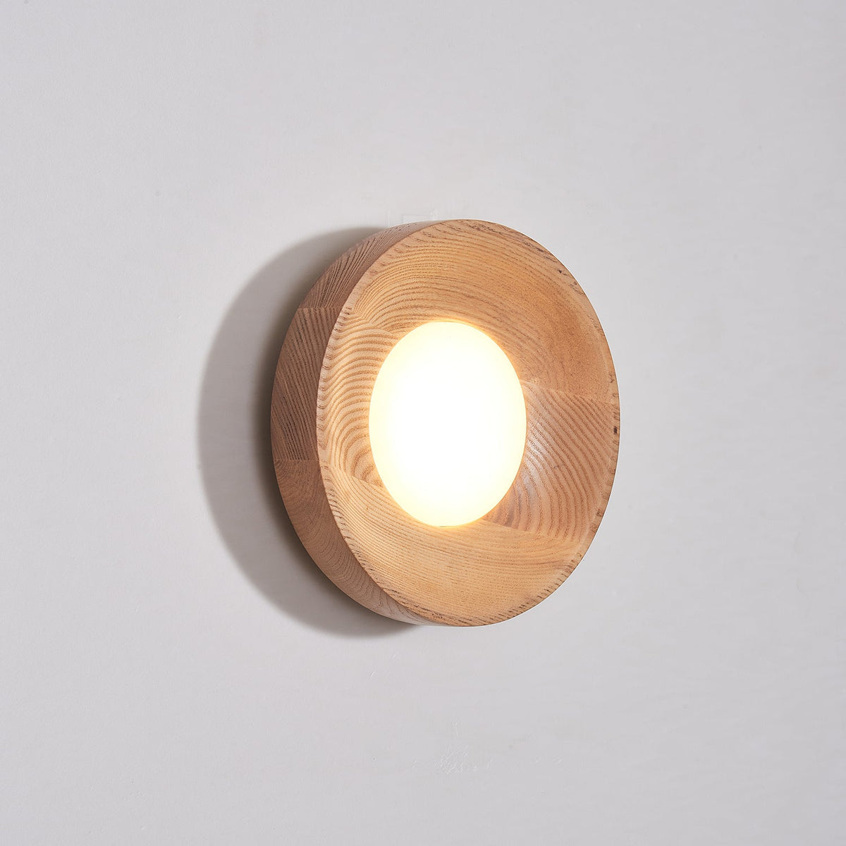 Seliana Lampe Murale Bois de Noyer Acrylique