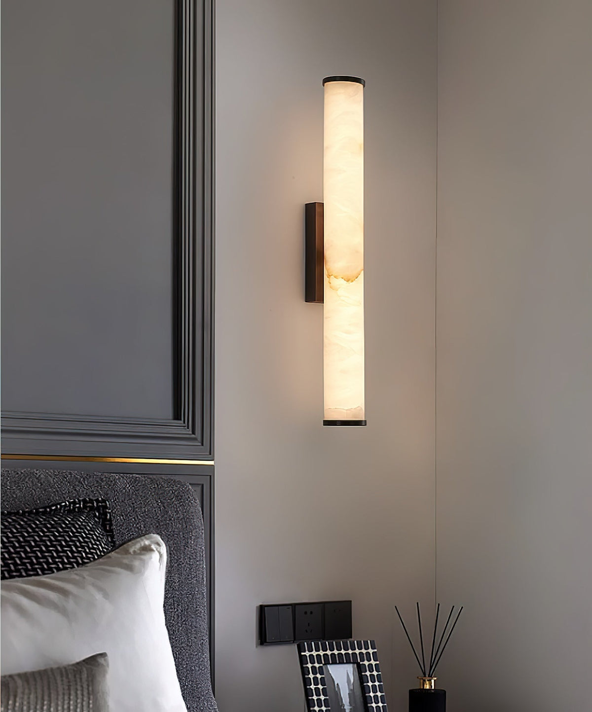 Arcus Lampe Murale Applique Style Élégant Minimaliste Moderne en Laiton et Albâtre