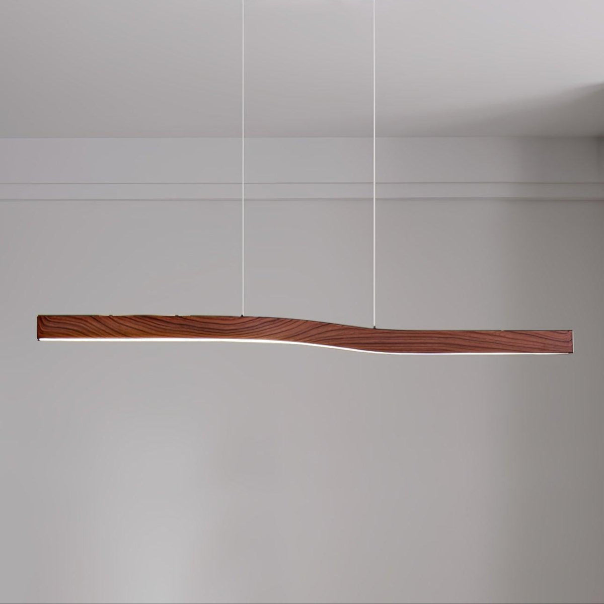 Tristan Suspension Linéaire Minimaliste