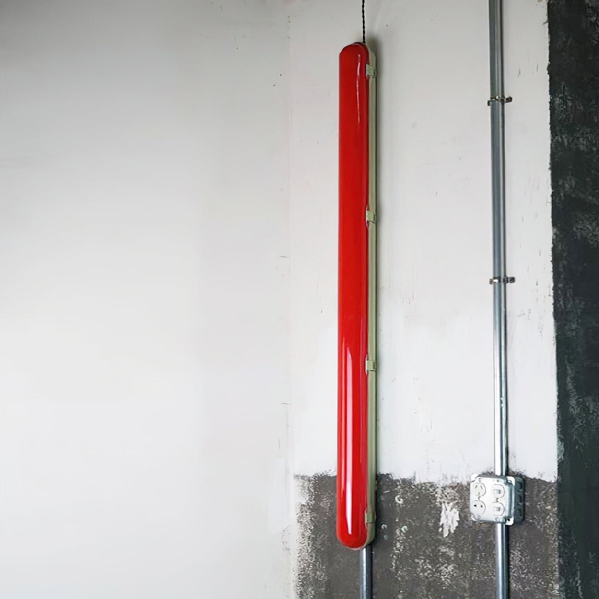 Vivid Applique Murale Plug-in en Plastique Rouge Minimaliste Moderne Joy