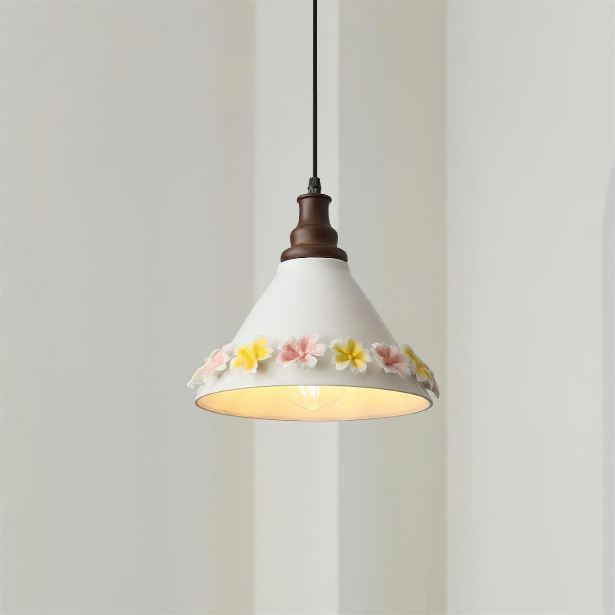 Seliria Suspension