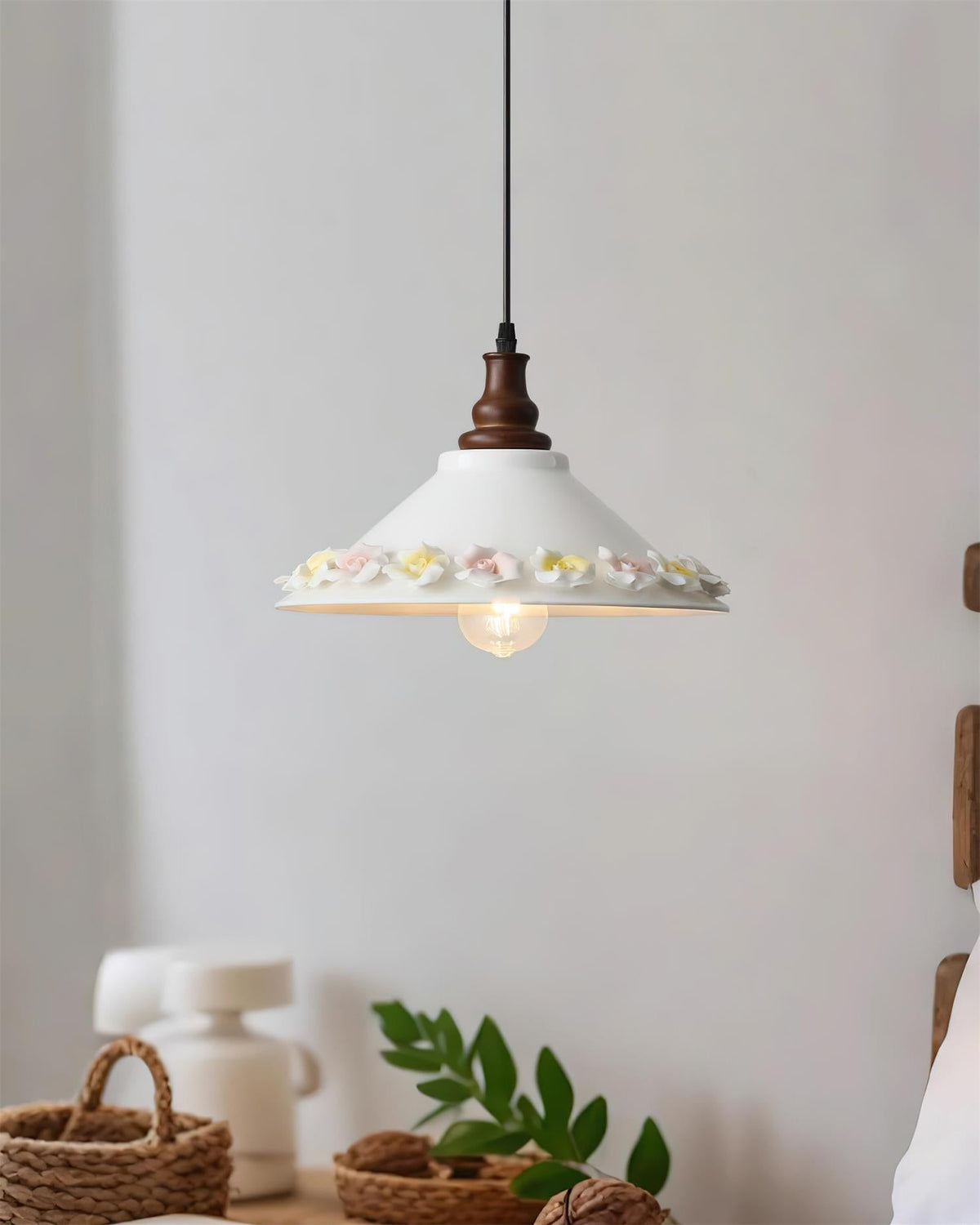 Seliria Suspension