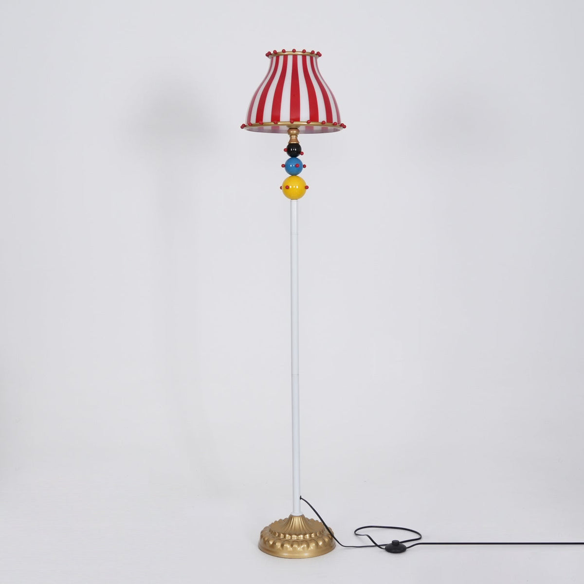 Teriaaine Lampadaire