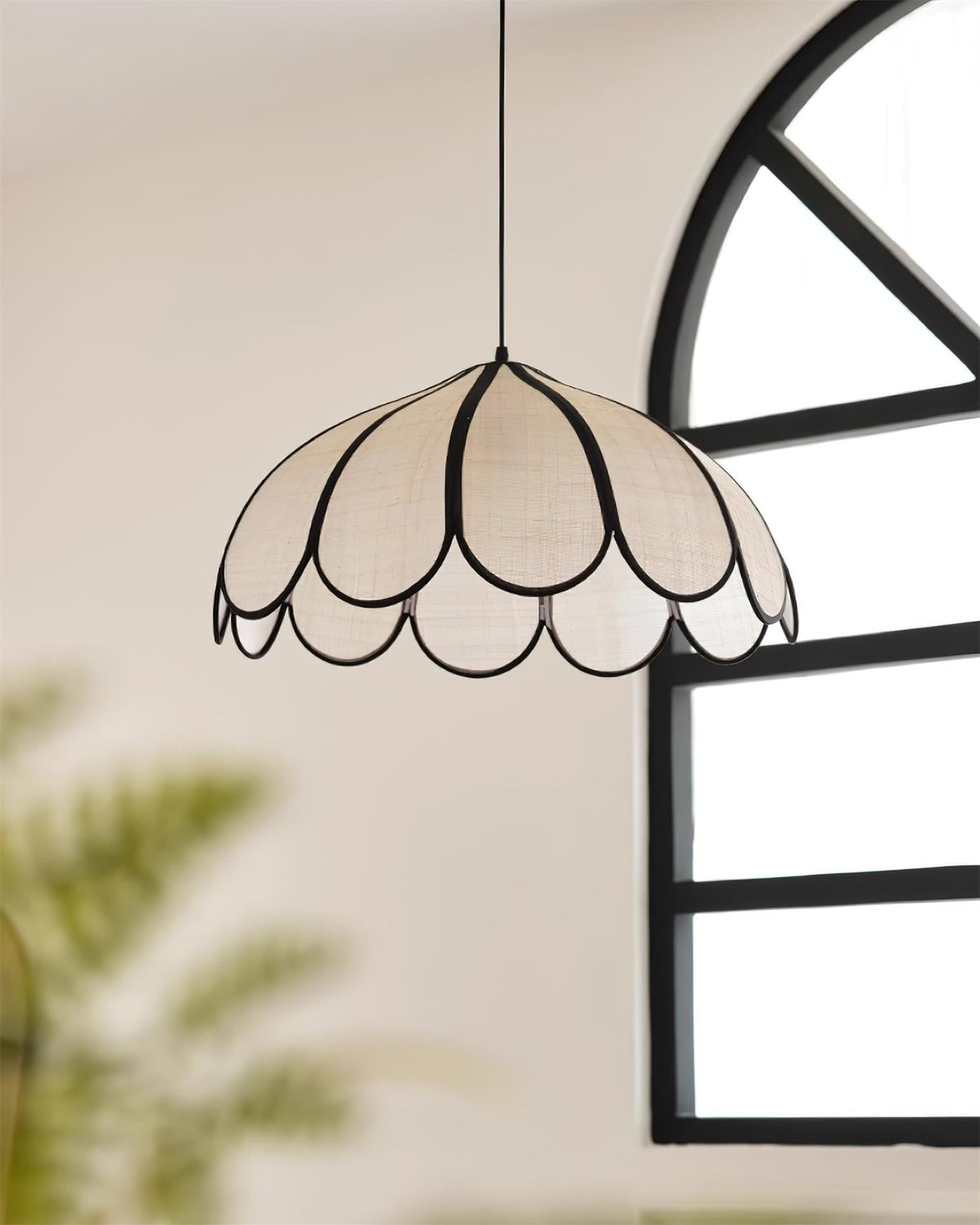 Pendant Lamp Scalloped Plant Fiber Shade Metal Frame Minimalist-Neutral Decor