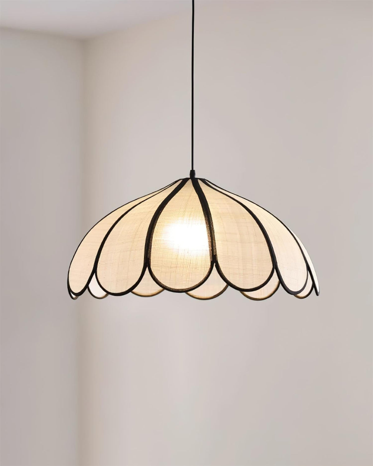 Pendant Lamp Scalloped Plant Fiber Shade Metal Frame Minimalist-Neutral Decor