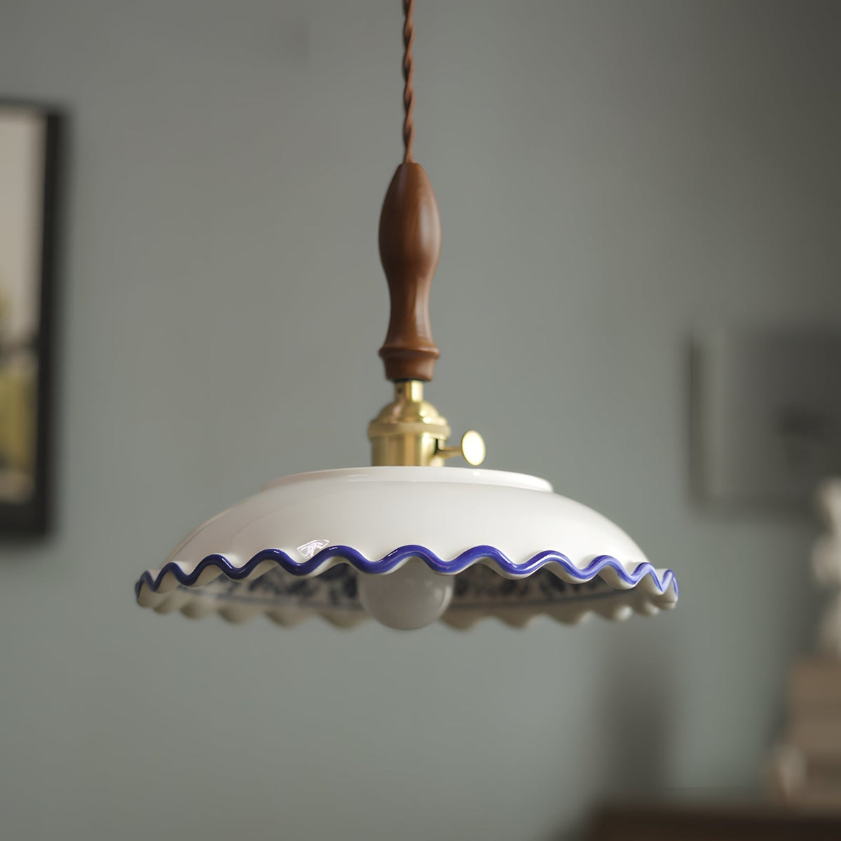 Helena Suspension
