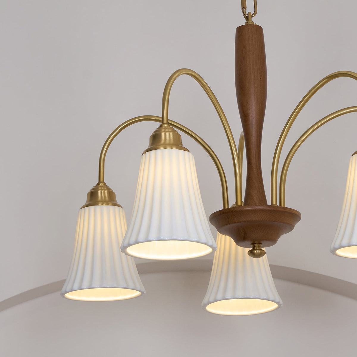 Conia Lustre