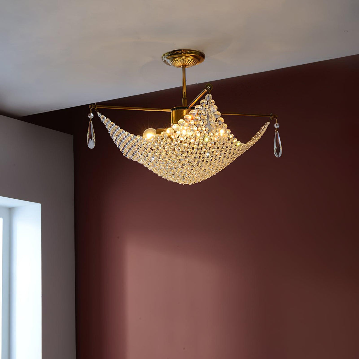 Bastetta Lustre avec Fils de Cristal et Cristal