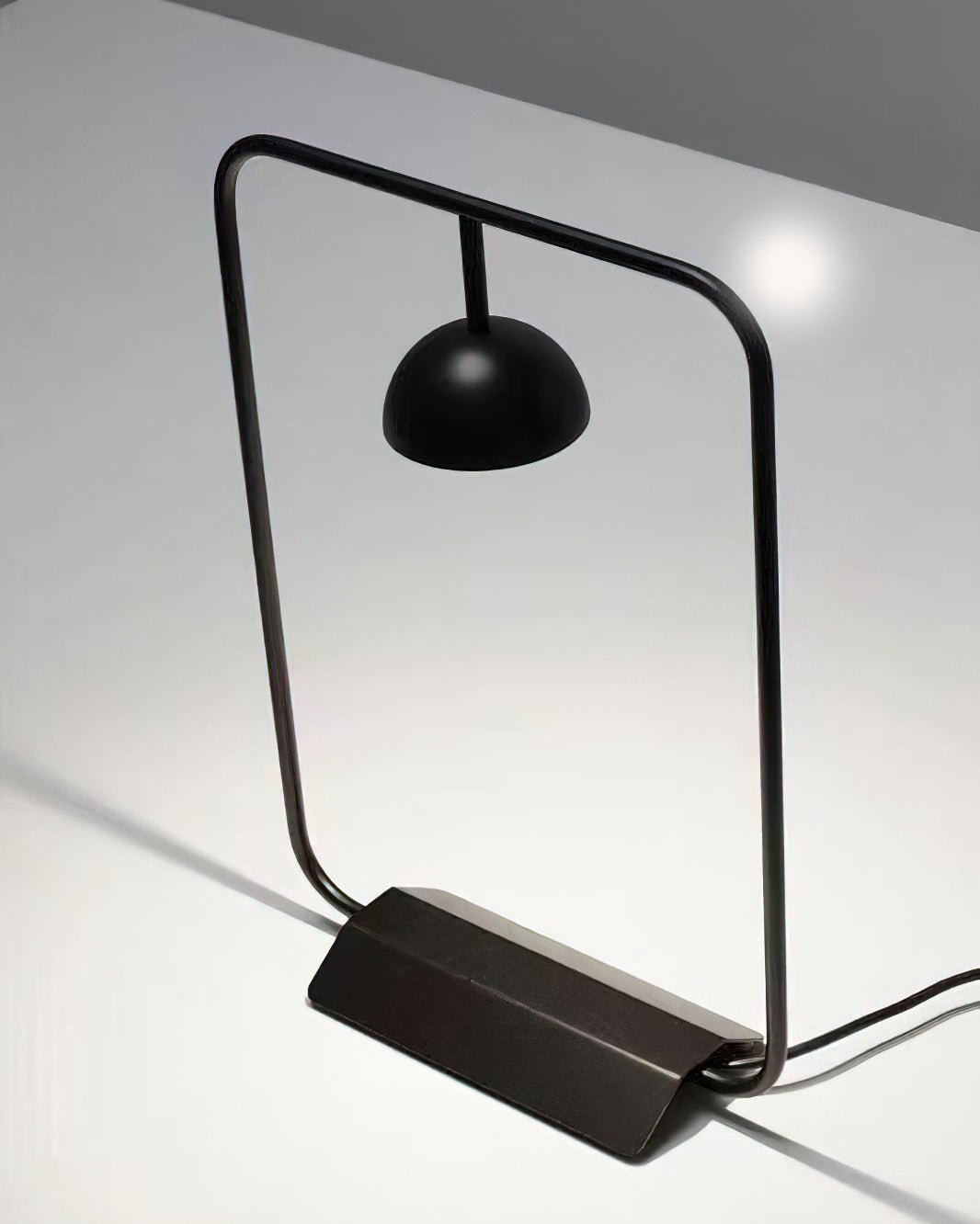 Dexton Lampe de Table Géométrique