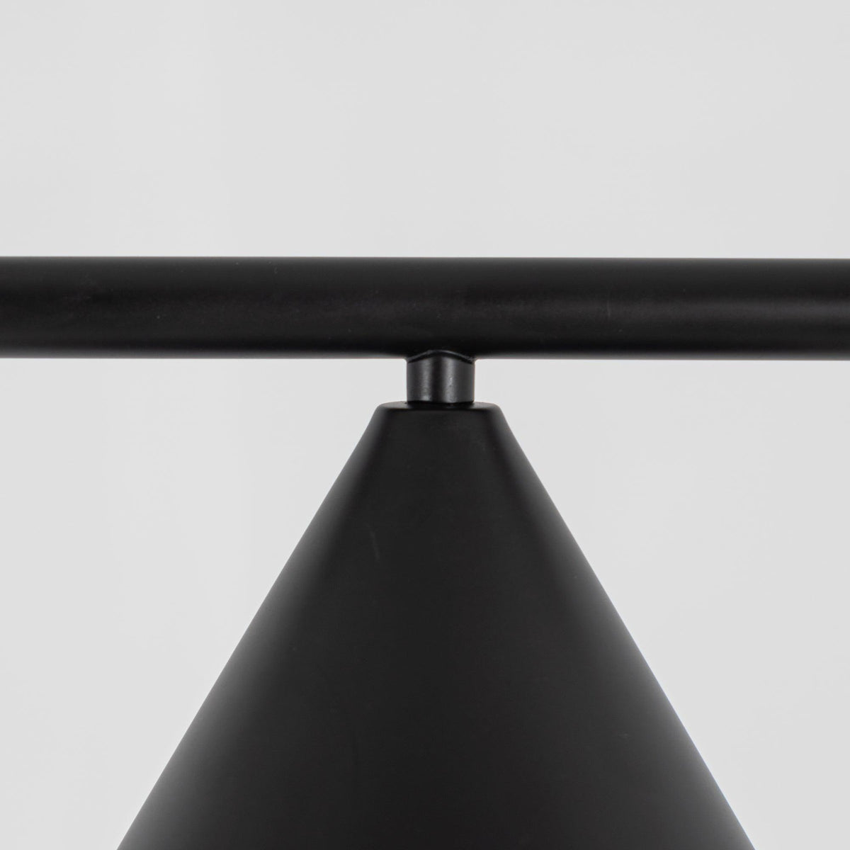 Nell Lampadaire Minimaliste