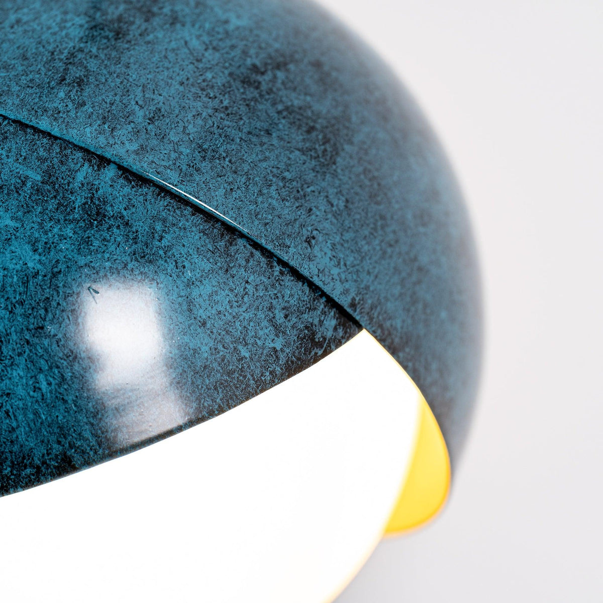 Orlisse Lampe Suspendue en Laiton Globe Opale Emboîté Moderne