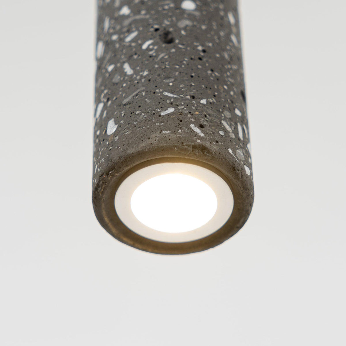 Zarael Suspension Traditionnelle Terrazzo