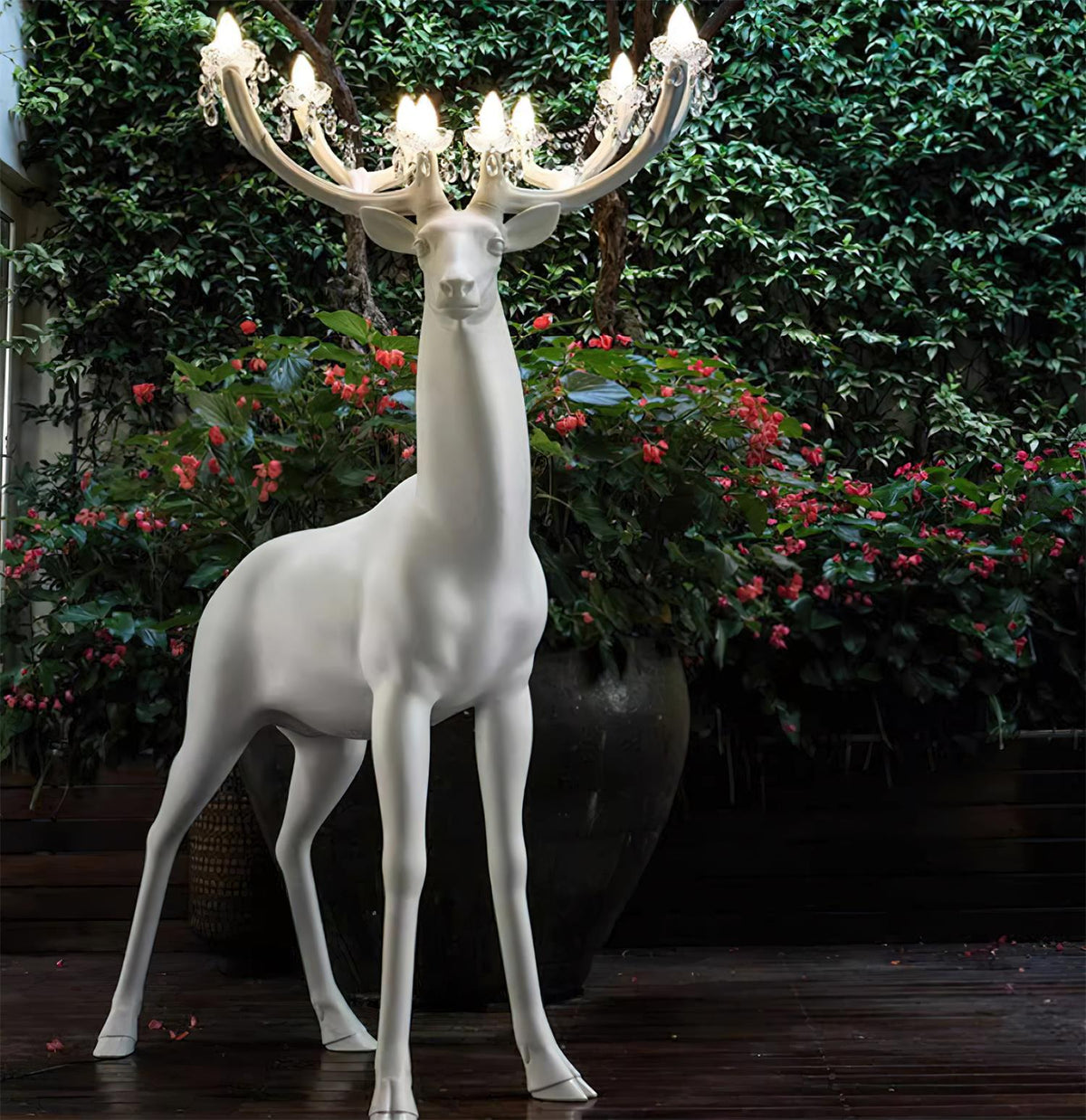 Stag Lampadaire Sculpture
