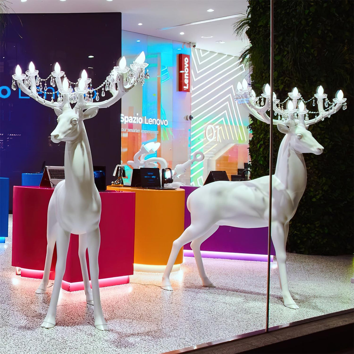 Stag Lampadaire Sculpture