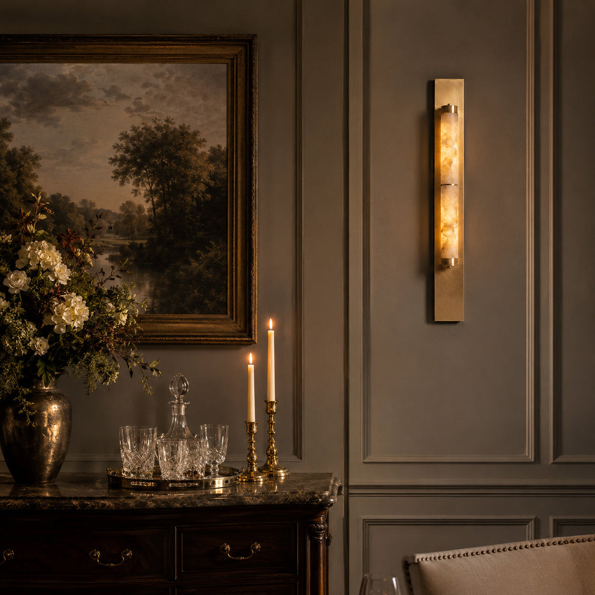Side view of the slim-profile columnar wall lamp.