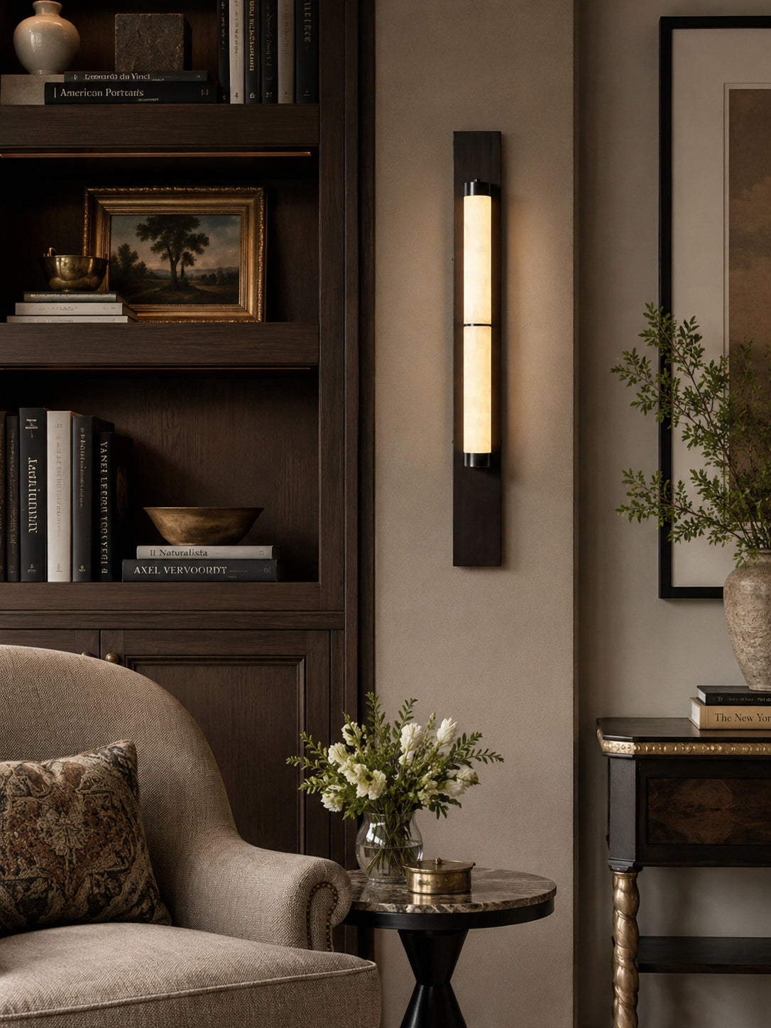 Bronze finish detail on the Columnar Alabaster Wall Lamp.