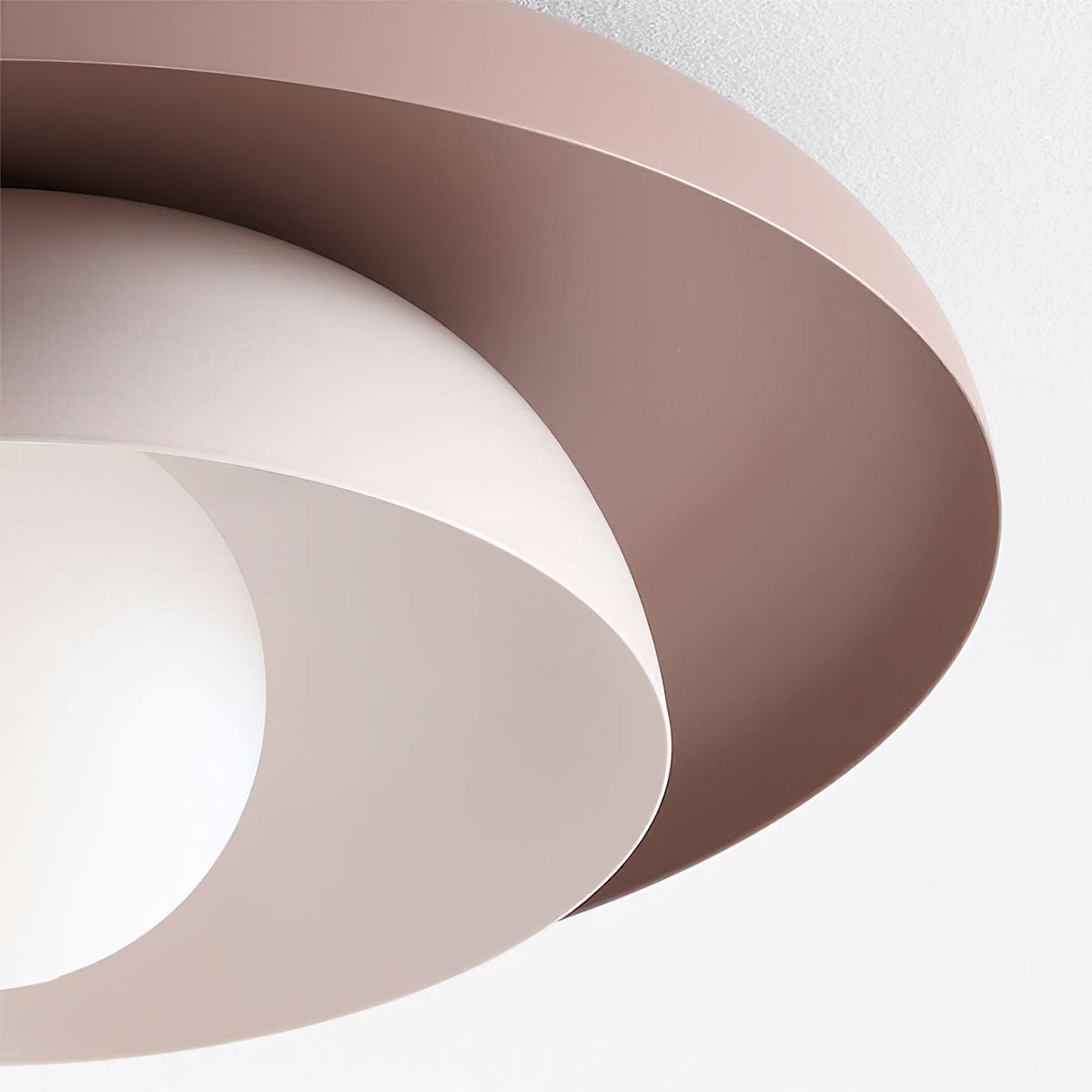 Side profile of the Miller Double Flush Mount.