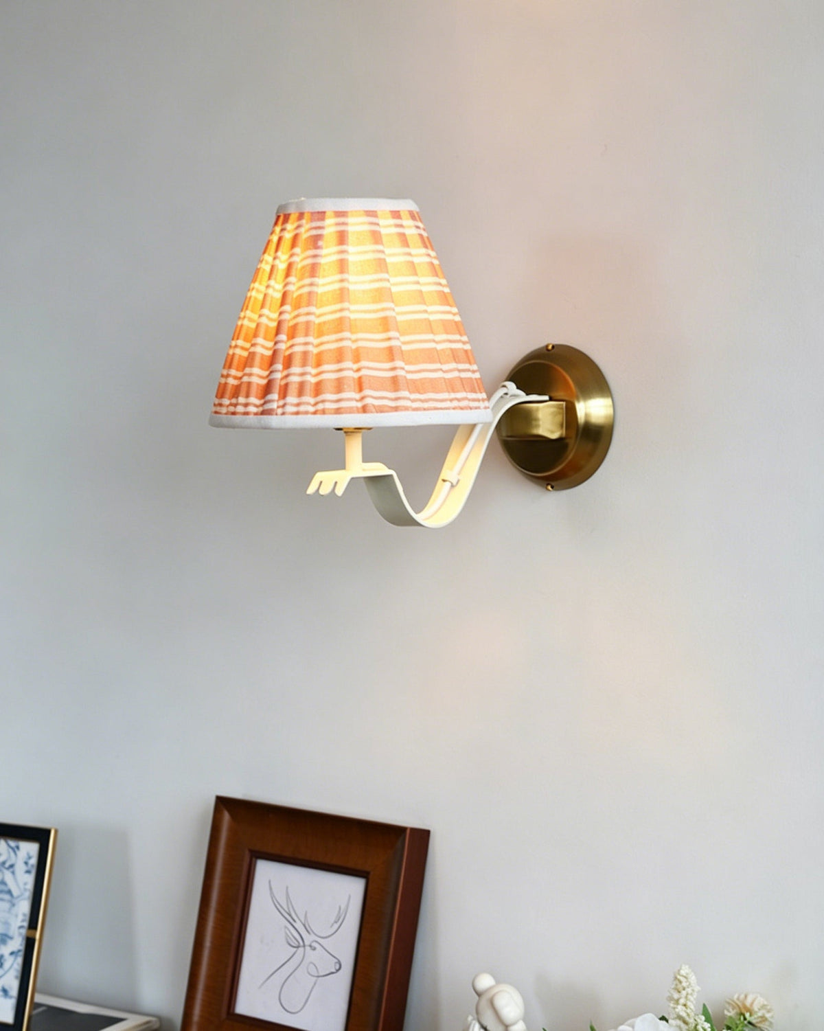 Dimensional drawing of the Penelope Pleated Wall Sconce.