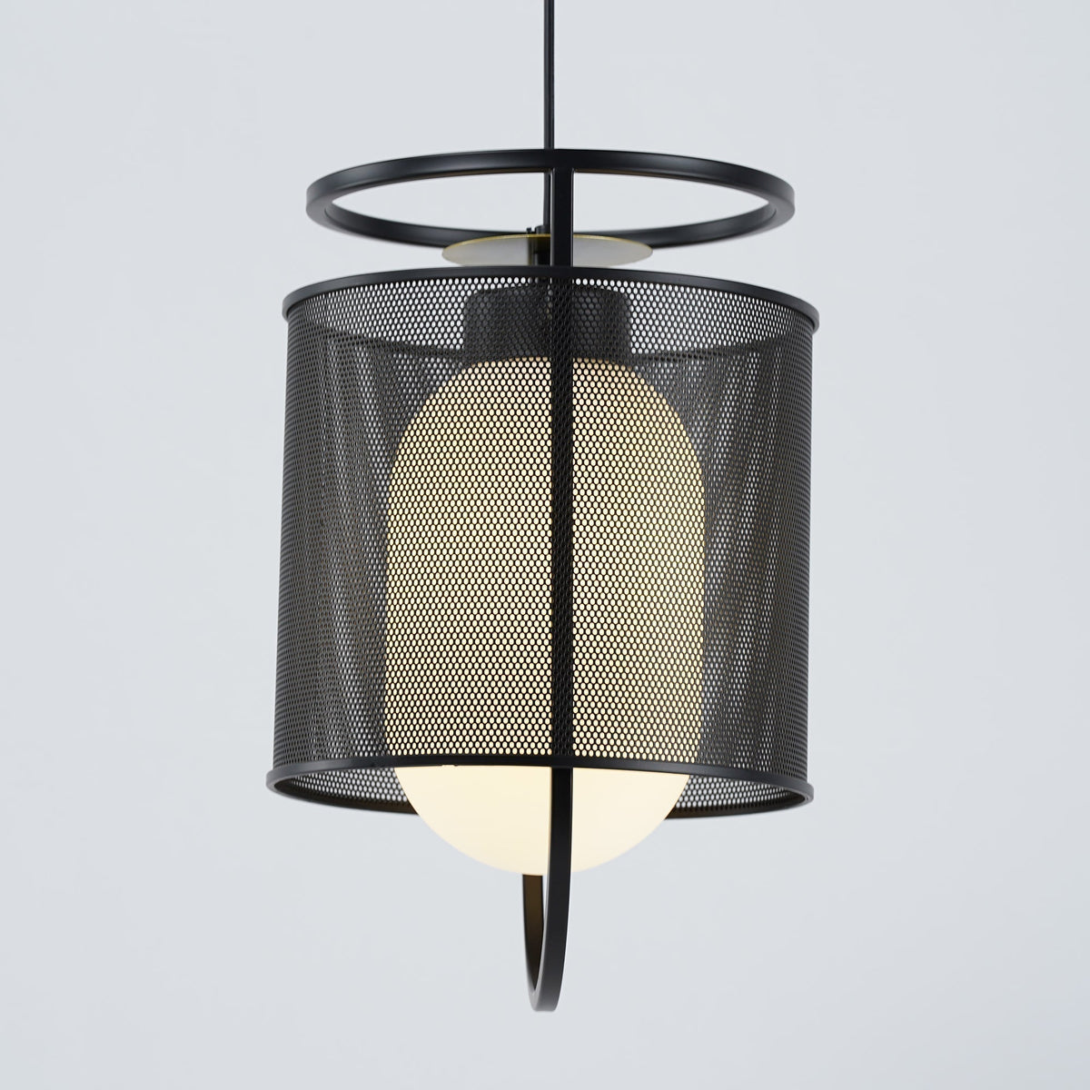 Cyreris Suspension Cylindre en Maille Accent en Laiton Industriel
