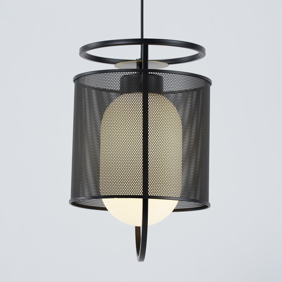 Cyreris Suspension Cylindre en Maille Accent en Laiton Industriel