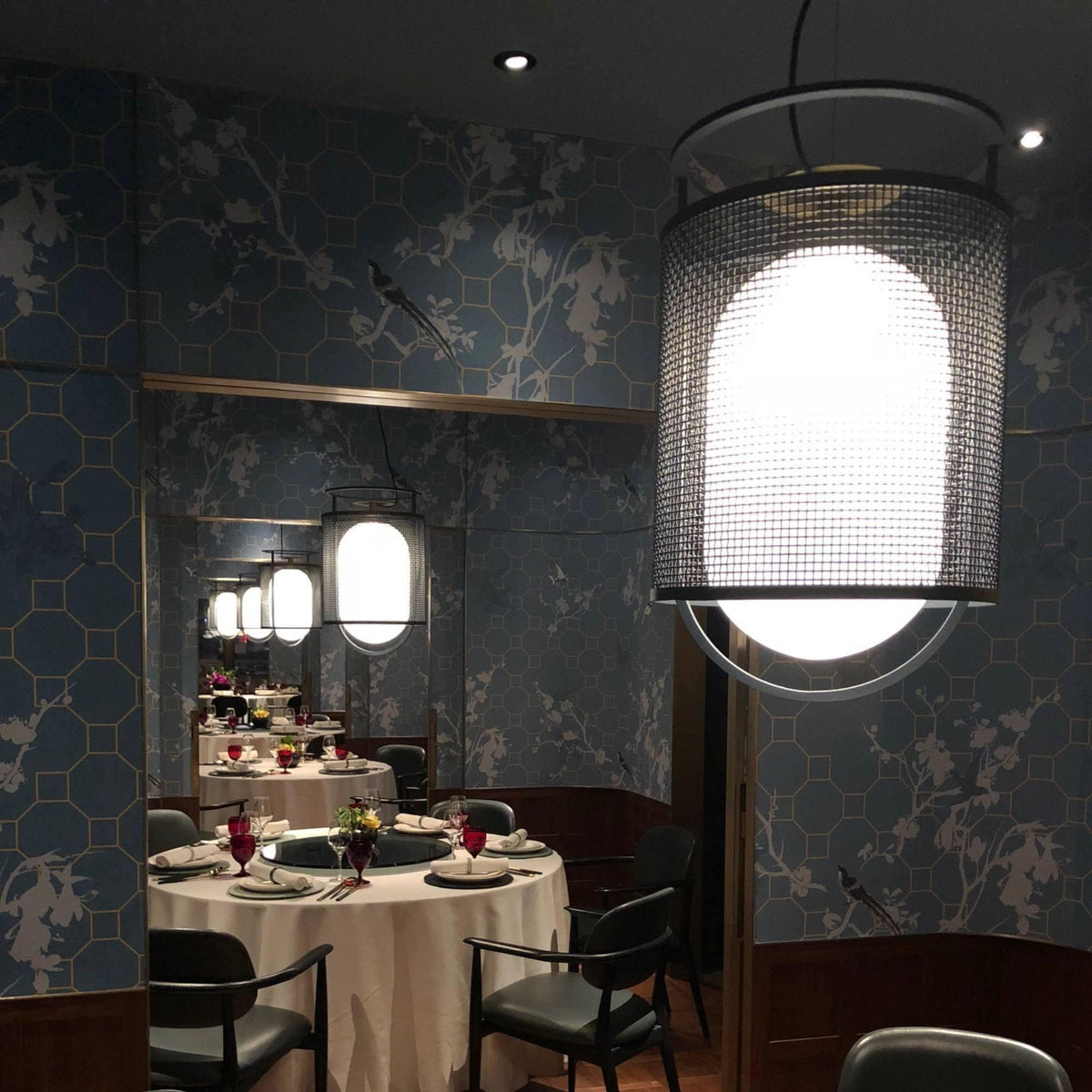 Cyreris Suspension Cylindre en Maille Accent en Laiton Industriel