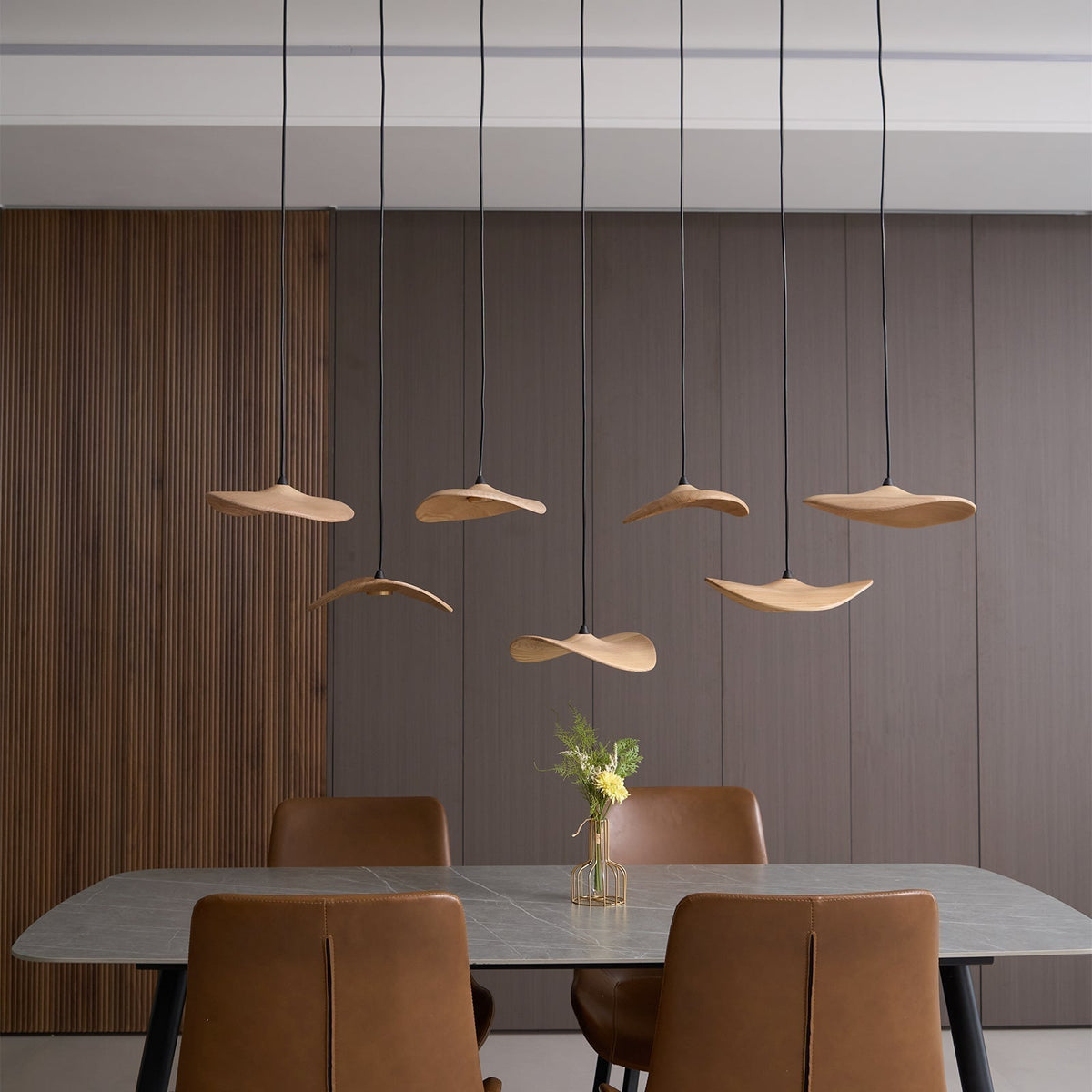 Saluna Lustre Bois Feuille Vide Minimaliste