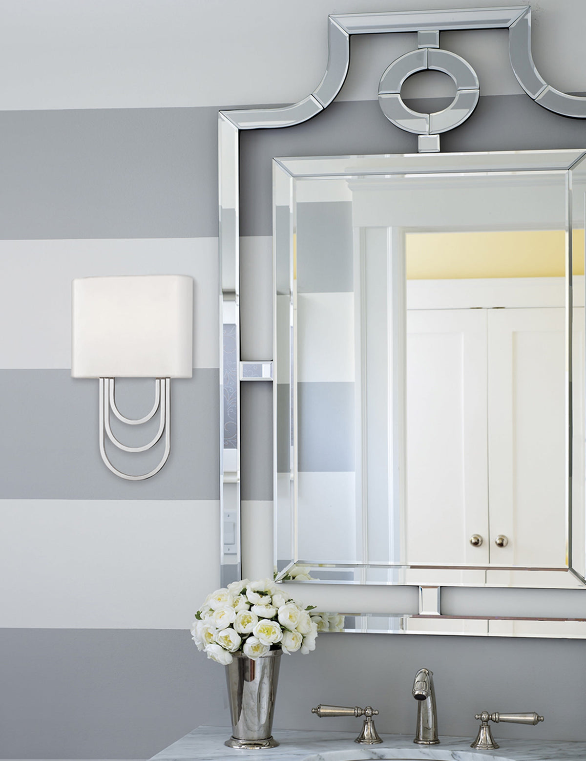 Evelaris Applique Murale Laiton Tissu Moderne Salon