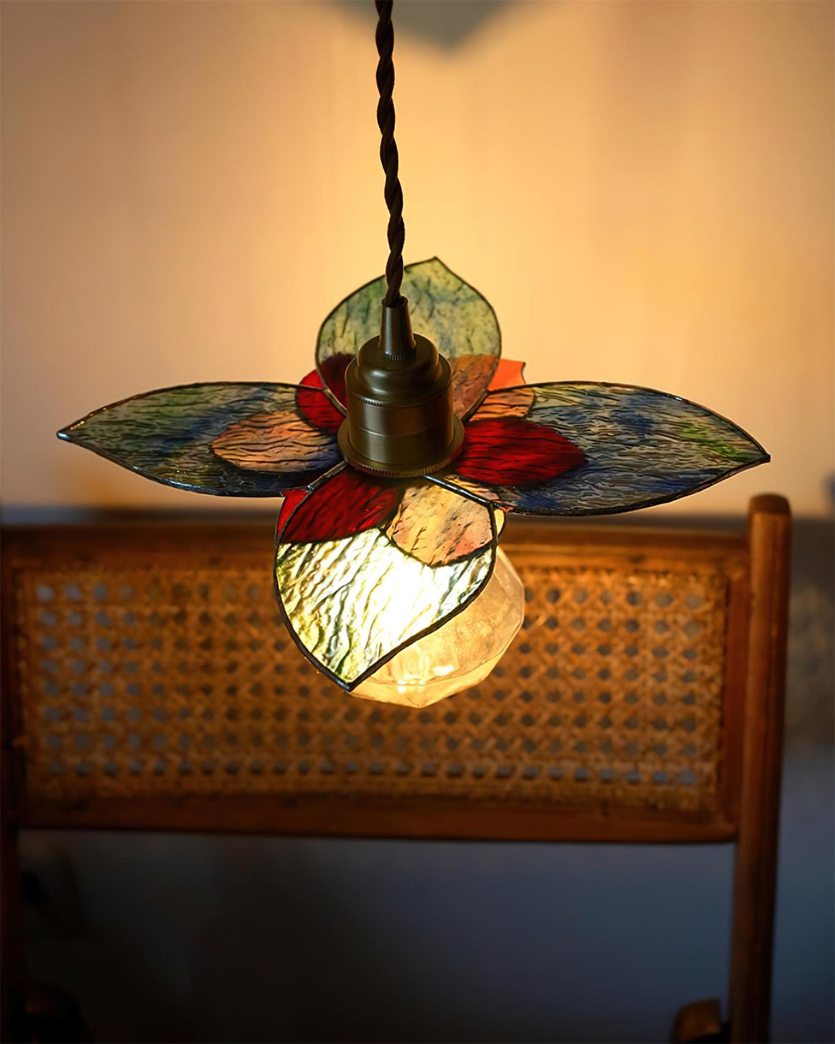 Florvyn Suspension