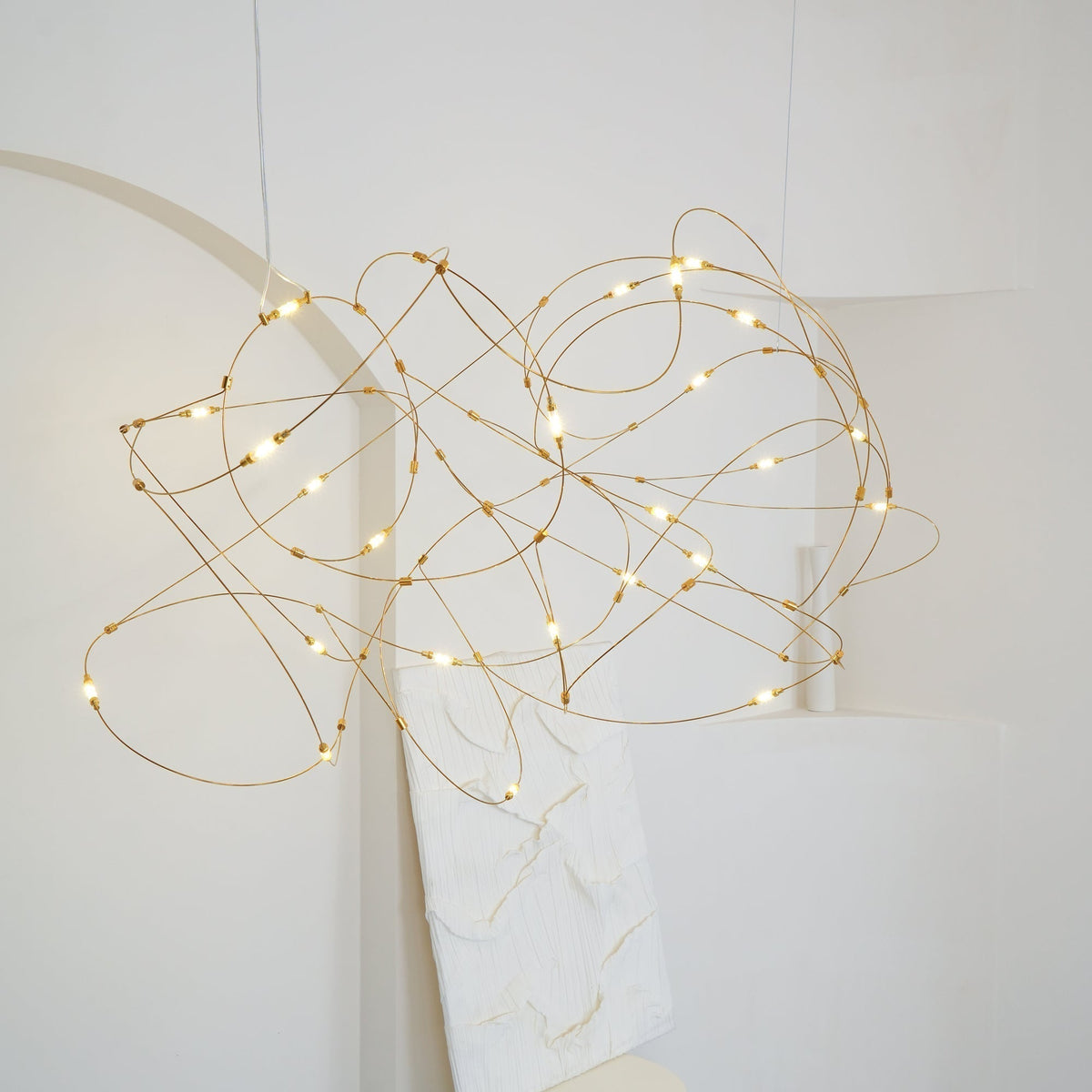 Celestra Suspension Minimaliste en Acier