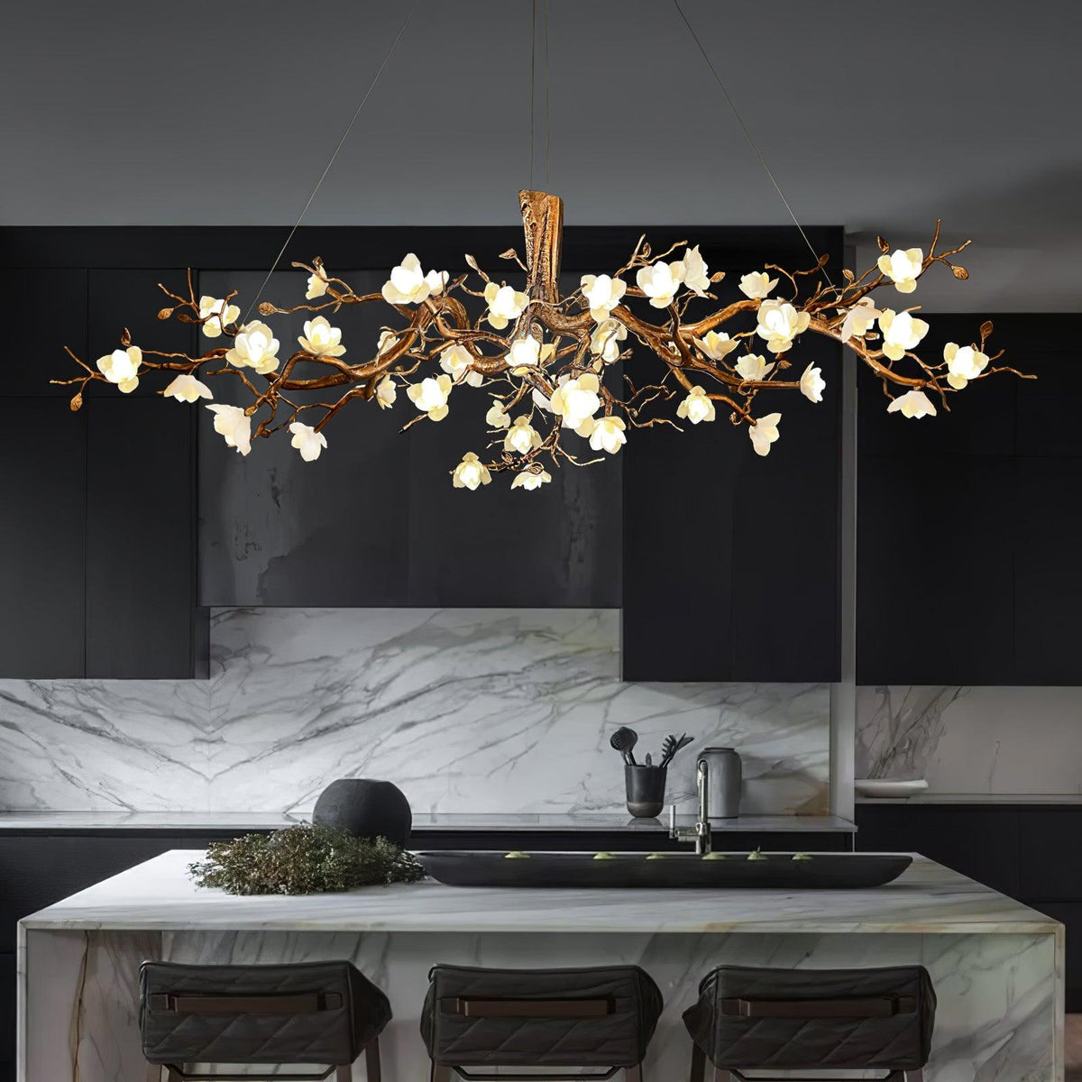 Hadrelle Lustre en céramique et laiton de luxe postmoderne avec branches fleuries