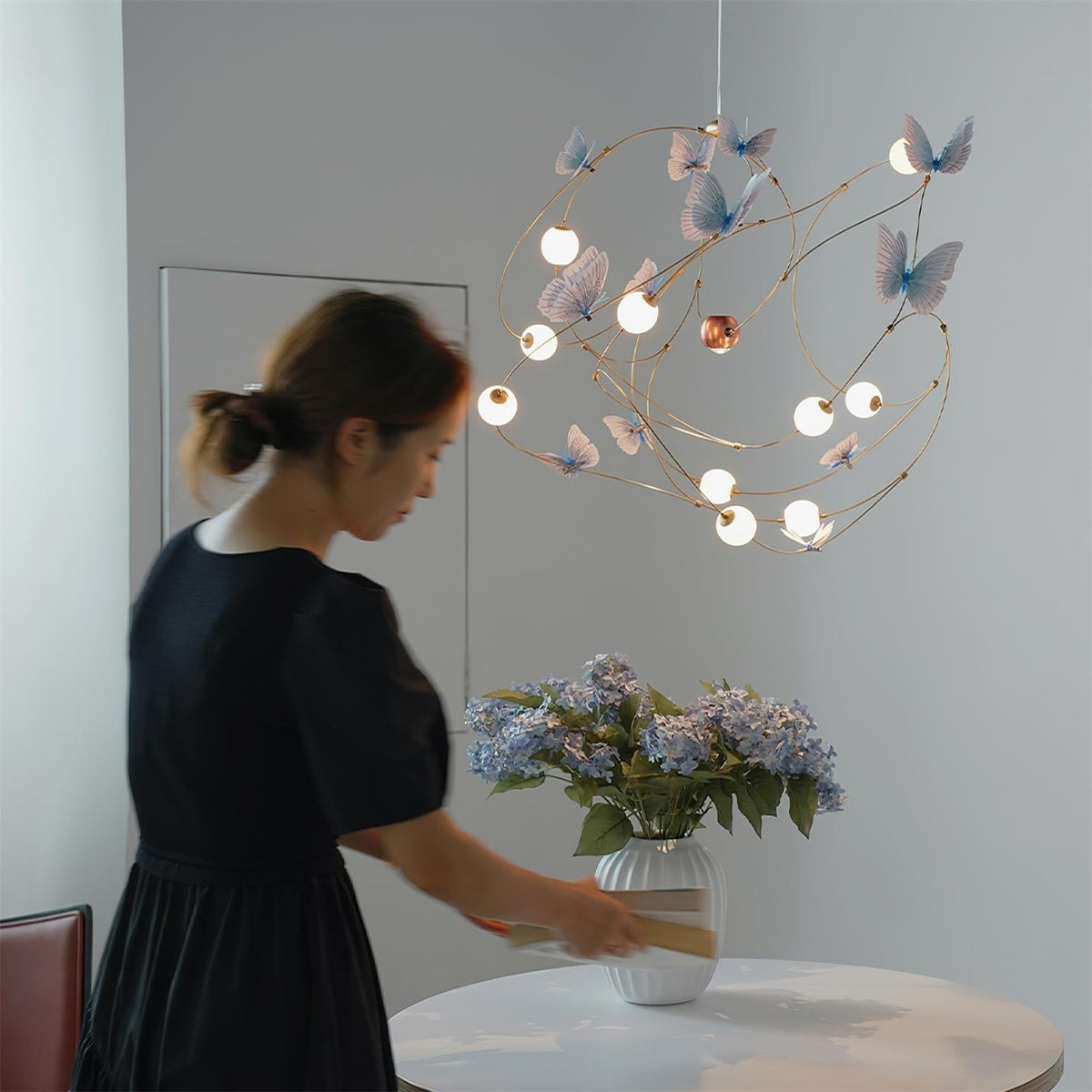 Elthira Lustre