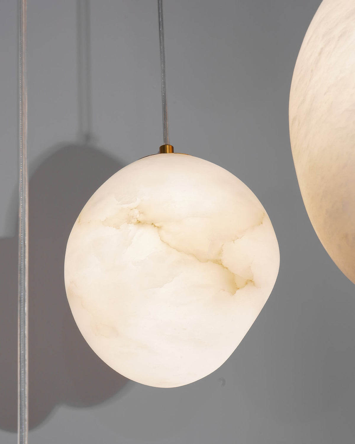 Ralen Pendant Lamp Alabaster Brass Sophistication-Neutral Decor
