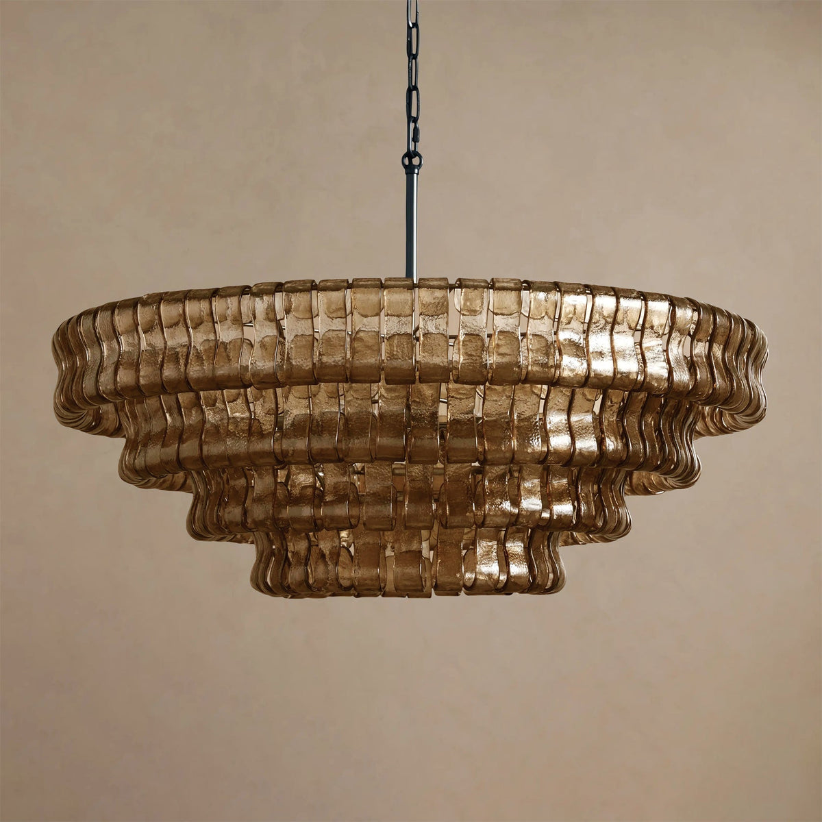The small 23.6-inch Ghiaccio Chandelier in a cozy dining nook.