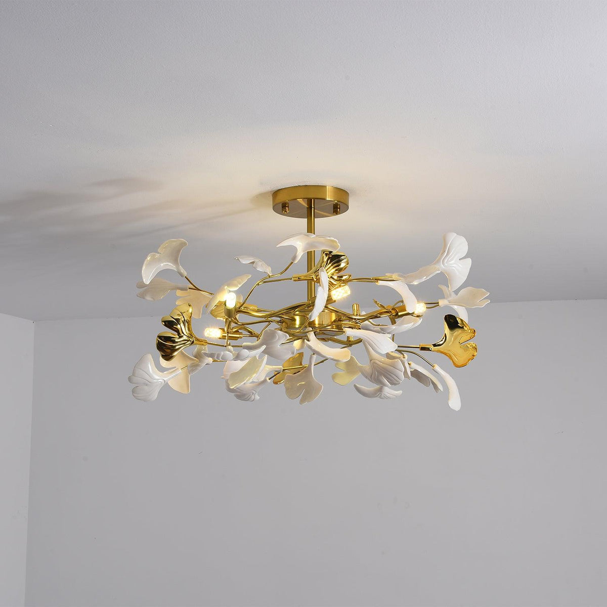 Auriora Suspension en Céramique Feuilles Gingko Dorée