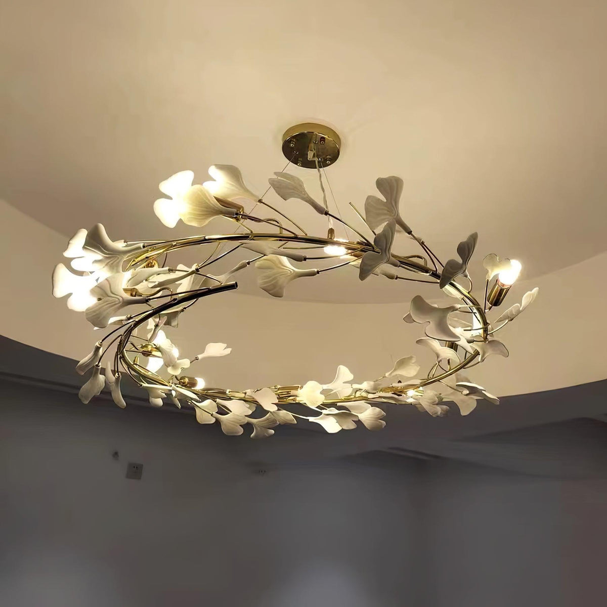 Chandelier White Ceramic Ginkgo Petals U-Neutral Decor
