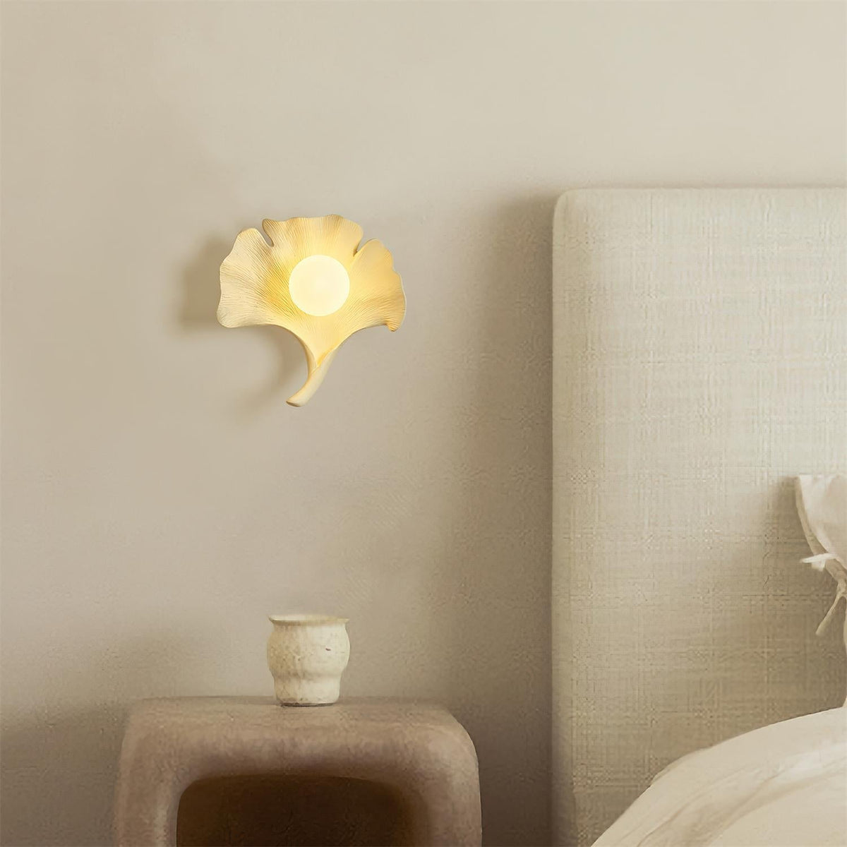 Olivia Ginkgo Leaf Shape Wall Lamp-Neutral Decor